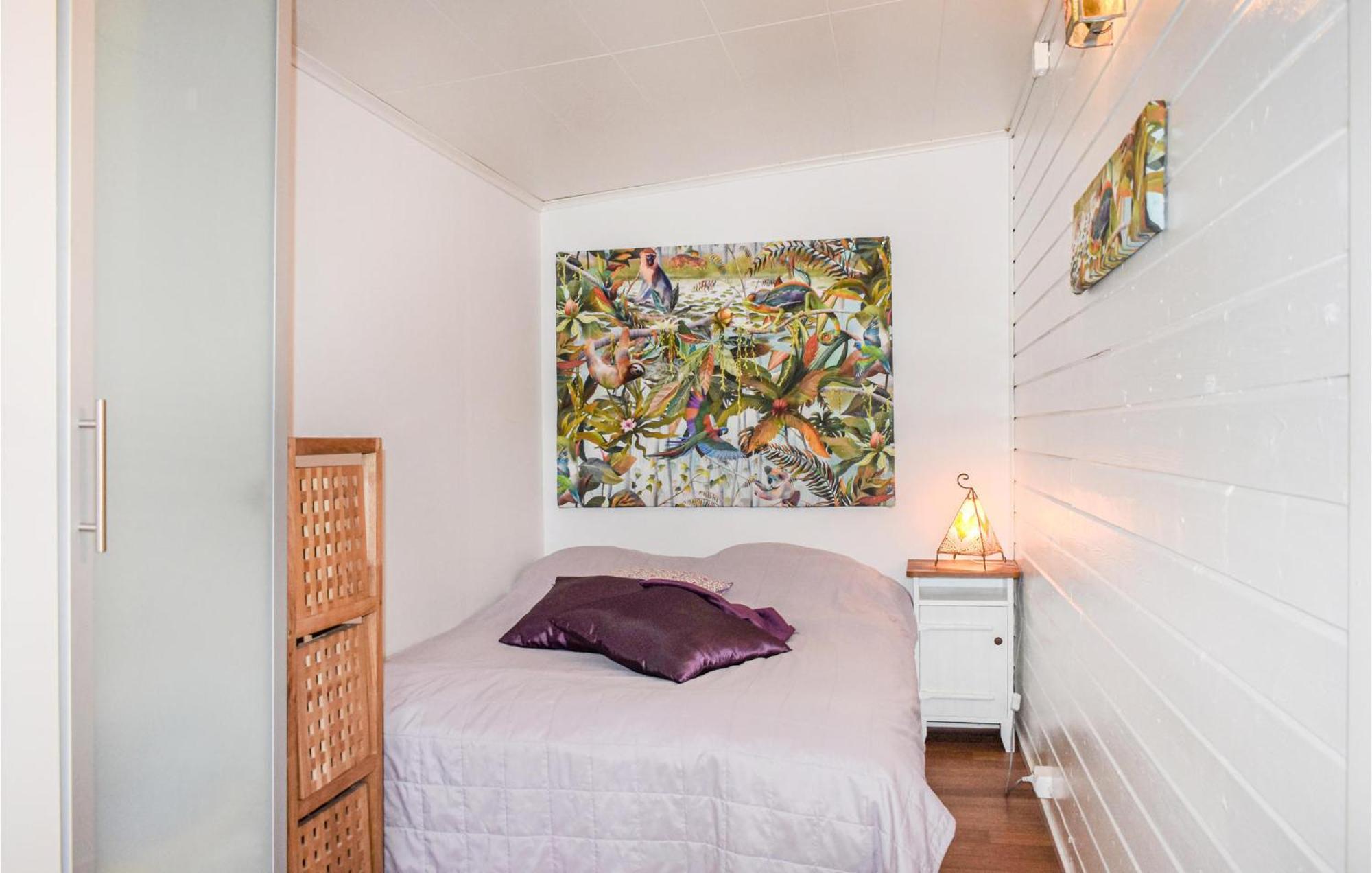 1 Bedroom Amazing Home In Hoellviken Exteriér fotografie